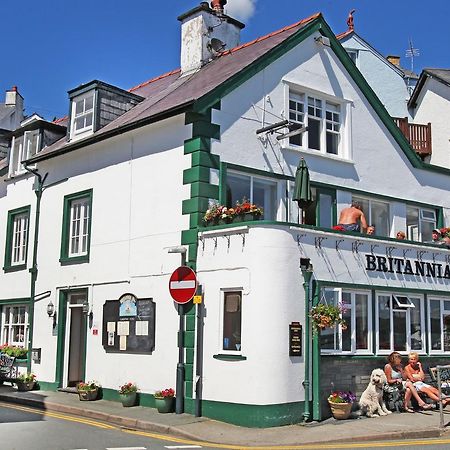 The Britannia Coaching Inn Aberdyfi Extérieur photo