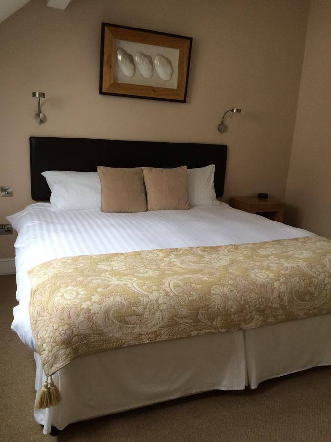 The Britannia Coaching Inn Aberdyfi Extérieur photo